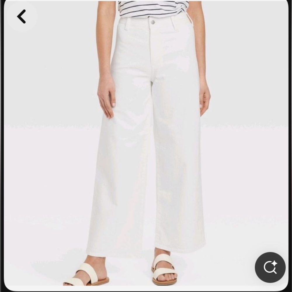NWT *WHITE* Universal Thread high rise wide leg ankle jeans